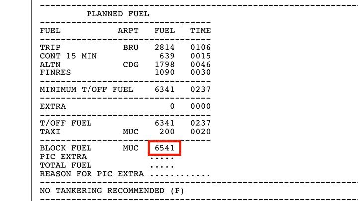 Niektóre generatory wyliczą także nieco bardziej realistyczną prognozę zużycia paliwa, więc można zanotować na boku wartość BLOCK FUEL, jednak jest to opcjonalne - Flight Simulator: Plan lotu samolotu pasażerskiego - jak stworzyć? - Microsoft Flight Simulator 2020 - poradnik do gry