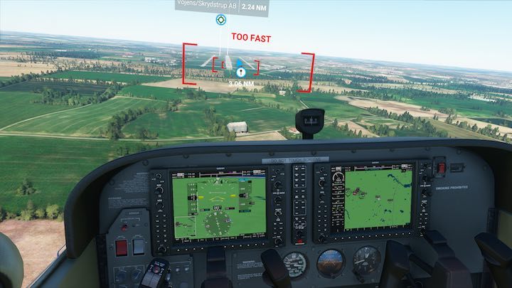 Ścieżka lądowania to bardzo użyteczne narzędzie dla początkujących, by nauczyć się odpowiednio podchodzić do pasa. - Flight Simulator: Realizm, ułatwienia - poziomy trudności - Microsoft Flight Simulator 2020 - poradnik do gry