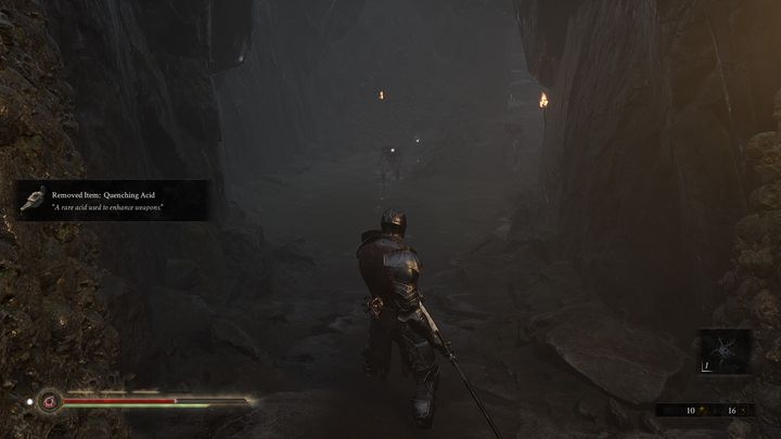 Gdy załatwisz sprawy z wyposażeniem, idź przed siebie, napotkasz tam dwóch przeciwników, którzy są słabszą wersją Ven Noctivagu - Mortal Shell: Crypt of Martyrs solucja, opis przejścia - Mortal Shell - poradnik do gry