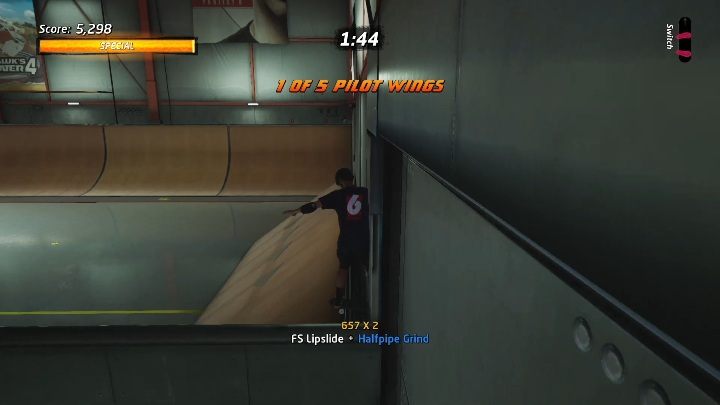 Kolejne wyzwanie polega na zebraniu 5 oznaczeń Pilot Wings - Tony Hawks Pro Skater 1+2: Hangar - solucja THPS2 - Tony Hawks Pro Skater 1+2 - poradnik do gry
