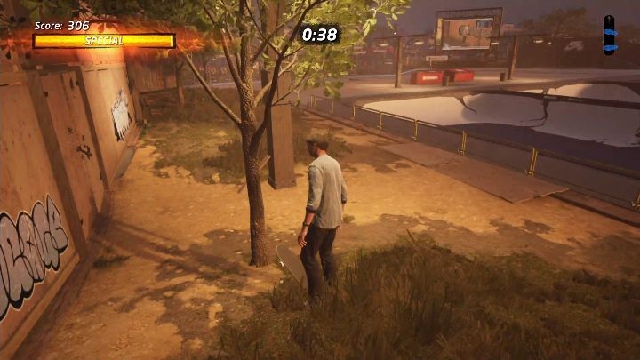 Zbliż się do drewnianego słupa, który jest podtrzymywany przez niewielką deskę - Tony Hawks Pro Skater 1+2: Figurki kosmitów - lista, znajdźki - Tony Hawks Pro Skater 1+2 - poradnik do gry