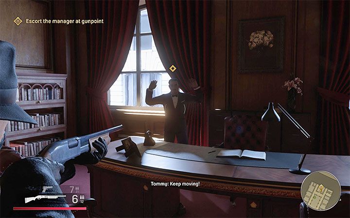 Wyceluj w kierownika po to żeby go sterroryzować i zmusić do współpracy - Mafia Definitive Edition: Praca po godzinach - solucja - Mafia 1 Definitive Edition - poradnik, solucja