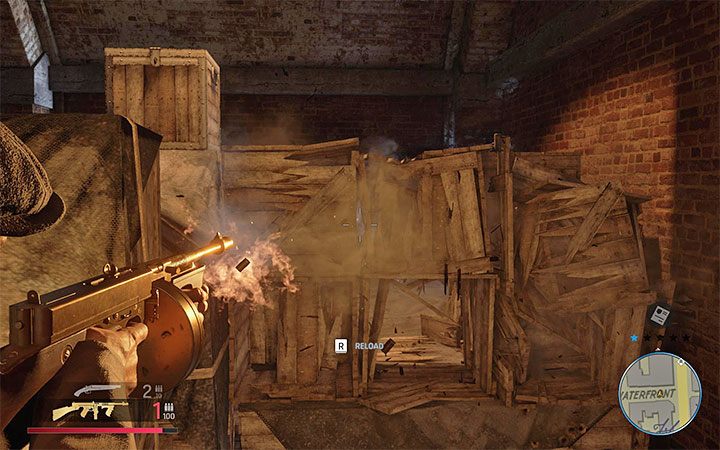 Przejdź kawałek dalej i ostrzelaj kolejne górne skrzynie - Mafia Definitive Edition: Trautenberg Sportr - ukryty samochód, gdzie znaleźć - Mafia 1 Definitive Edition - poradnik, solucja