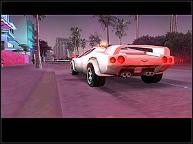 Wystarczy że wrócisz w okolicę swojego hotelu, a nowy pomocnik wysadzi Cię przy głównym wejściu i pożegna mówiąc kilka ciepłych słów - Back Halley Bowl Ken Rosenberg - Grand Theft Auto: Vice City - poradnik do gry