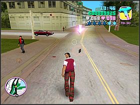 Wysiądź z motoru i zabierz przesyłkę - Mall Shootout Colonel Cortez - Grand Theft Auto: Vice City - poradnik do gry