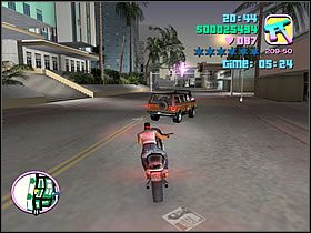 Potem zajmij się tym uciekającym (unikalny kolor wozu) - Autocide - Bonus Budka Telefoniczna - Grand Theft Auto: Vice City - poradnik do gry