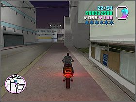 Teraz najlepsza część - skok po wielkich schodach - Hog Tied - Bonus Mitch Baker - Grand Theft Auto: Vice City - poradnik do gry