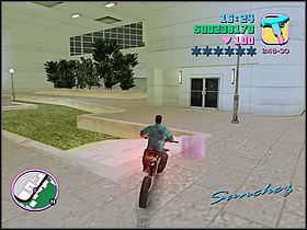 Zabierz jakieś auto (preferowany motor) oraz dozbrój się - Recruitment Drive - Asset Film Studio - Grand Theft Auto: Vice City - poradnik do gry