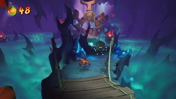 Idąc dalej natrafisz na przeciwników z młotami - Crash 4: Szczyt Obłędu solucja, opis przejścia - Crash Bandicoot 4 - poradnik, solucja