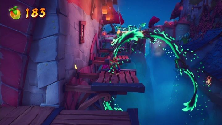 Kolejna część mapy polega na długich skokach i omijaniu magicznych stworzeń - Crash 4: Na spokojnie - solucja, opis przejścia - Crash Bandicoot 4 - poradnik, solucja