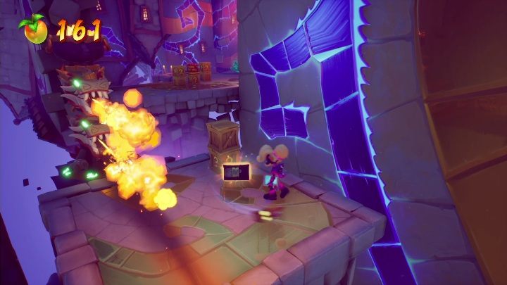 Taśmę znajdziesz na jednej z platform, zaraz po zdobyciu maski - Crash 4: Bez balansu - solucja, opis przejścia - Crash Bandicoot 4 - poradnik, solucja