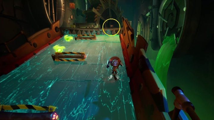 Taśmę zdobędziesz na samym końcu mapy - Crash 4: Fabryka Nitro - solucja, opis przejścia - Crash Bandicoot 4 - poradnik, solucja