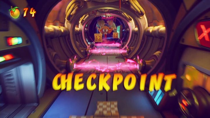 Po wyjściu z wentylacji ponownie trafisz na lasery - Crash 4: Pasażer na gapę - solucja, opis przejścia - Crash Bandicoot 4 - poradnik, solucja