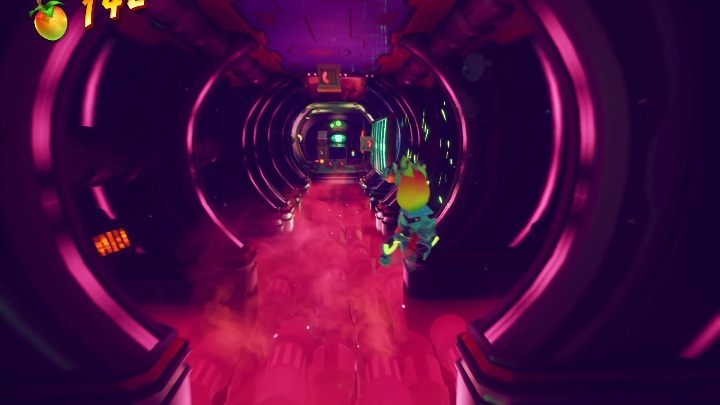 Gdy dostaniesz maskę pozwalającą Ci chodzić po suficie czeka Cię kilka trudnych etapów - Crash 4: Pasażer na gapę - solucja, opis przejścia - Crash Bandicoot 4 - poradnik, solucja