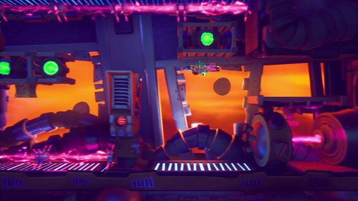 Zacznijmy od przejażdżki po mechanizmach - Crash 4: Pasażer na gapę - solucja, opis przejścia - Crash Bandicoot 4 - poradnik, solucja