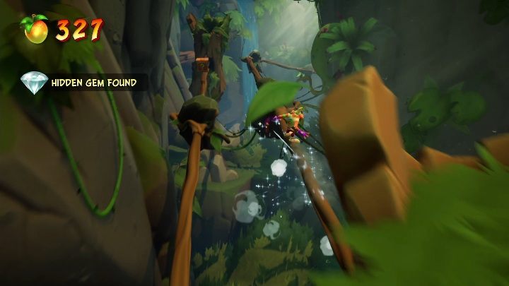 Aby dostać się do tego diamentu musisz bardzo szybko zeskoczyć z lewego pnącza i wbić się na prawy - Crash 4: Diamenty - gdzie znaleźć, lokalizacja - Crash Bandicoot 4 - poradnik, solucja