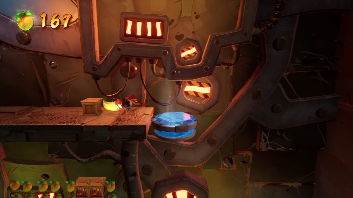 Gdy trafisz na ostatnie platformy musisz wybić się na górą część, tam czeka na Ciebie niebieska droga - kres Twojej wędrówki - Crash 4: Sekretny etap - jak odblokować? - Crash Bandicoot 4 - poradnik, solucja