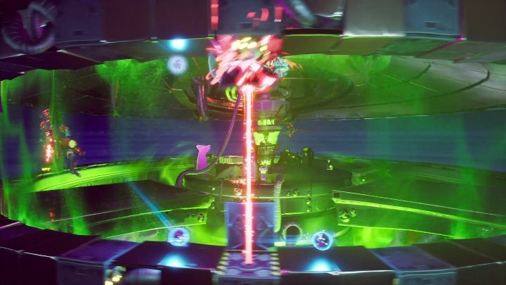 Gdy tylko zbliżysz się do mechanizmu wykonaj ślizg - Crash 4: N. Tropy - boss, jak pokonać - Crash Bandicoot 4 - poradnik, solucja