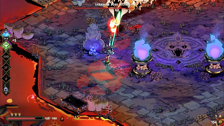 Duża głowa hydry regularnie stosuje też ataki dystansowe - Hades: Lernejska hydra - Asfodel - boss, jak pokonać - Hades - poradnik do gry