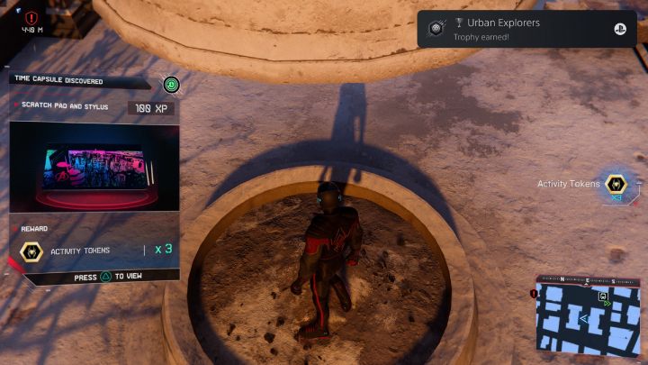 W tej dzielnicy znajdziesz 2 kapsuły czasu - Spider-Man Miles Morales: Dzielnica Finansowa - mapa, znajdźki, lokacje - Spider-Man Miles Morales - poradnik, solucja