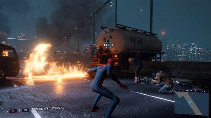 Po pokonaniu buntowników, most zacznie się walić a ty będziesz musiał pomóc uwięzionym ludziom, zanim będzie za późno - Spider-Man Miles Morales: Czas działać - solucja, opis przejścia - Spider-Man Miles Morales - poradnik, solucja