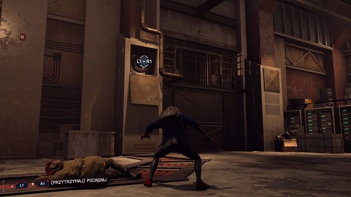 Pojawi się kot Teo i ucieknie przez szyb windy - Spider-Man Miles Morales: Złodzieje! - solucja, opis przejścia - Spider-Man Miles Morales - poradnik, solucja