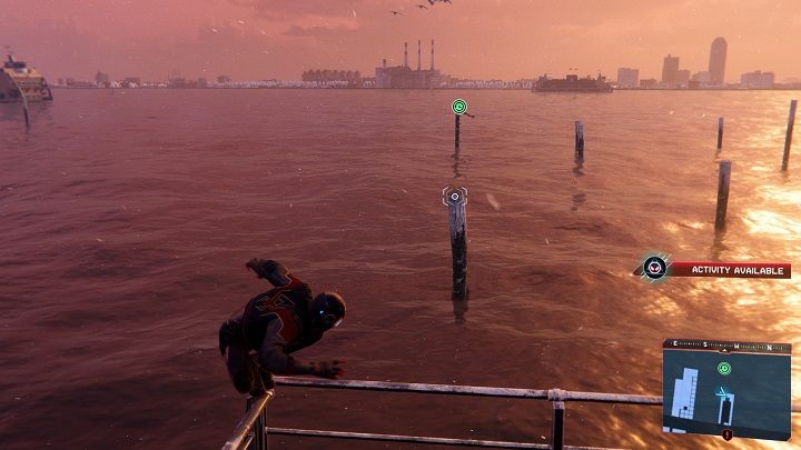 W Greenwich kapsuła znajduje się na słupie nad rzeką - Spider-Man Miles Morales: Kapsuły czasu - wszystkie lokacje, lista - Spider-Man Miles Morales - poradnik, solucja