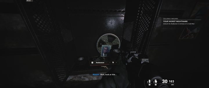 Czasem opłaca się przeszukać skrzynie i budynki w drodze do celu misji. - Call of Duty Cold War: Amunicja/broń - gdzie znaleźć? - Call of Duty Cold War - poradnik do gry