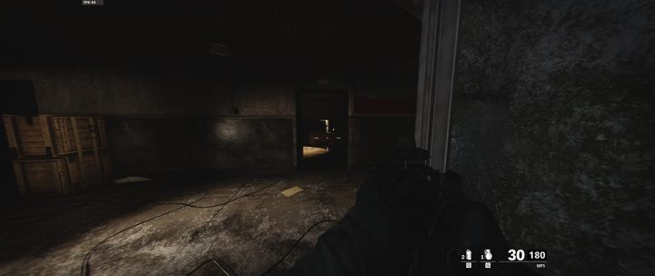 Za pomieszczeniem dowodzenia, znajdziesz pokój z komputerem i kluczem - Call of Duty Cold War: Echa Zimnej Wojny - solucja, opis przejścia - Call of Duty Cold War - poradnik do gry