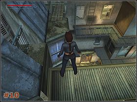 Za poręczą z lewej znajdziesz kolejną Czekoladkę [#9] - [Misja 01] Parisian Back Streets | Tomb Raider The Angel of Darkness - Tomb Raider: The Angel of Darkness - poradnik do gry