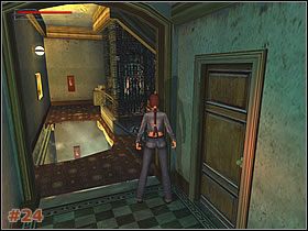 Przeszkodą, na jaką napotkasz idąc na drugie piętro będzie dziura w schodach [#23] - [Misja 02] Derelict Apartament Block | Tomb Raider The Angel of Darkness - Tomb Raider: The Angel of Darkness - poradnik do gry