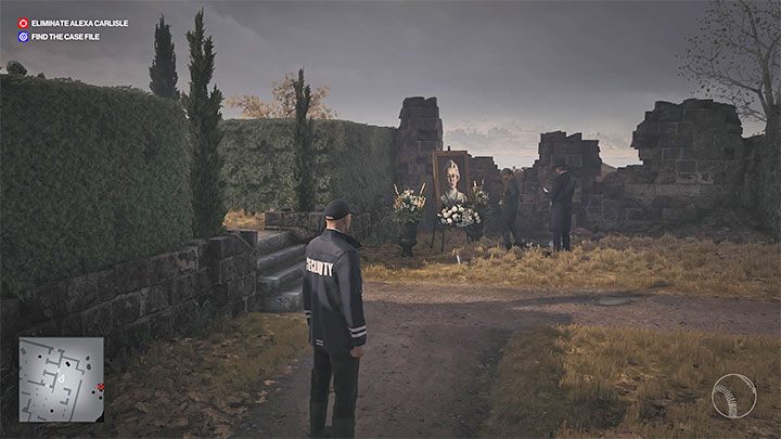 Na mapie przebywa tylko jeden grabarz - Hitman 3: Dartmoor - Najlepsze przebrania - Hitman 3 - poradnik, solucja
