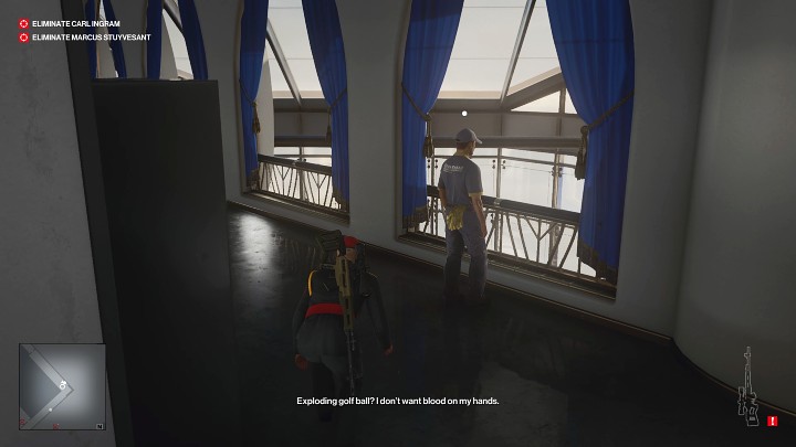 Przejdź przez serwerownie do wąskiego korytarza i obezwładnij mężczyznę widocznego na powyższym obrazku - Hitman 3: Carl Ingram - jak zabić? Dubaj, solucja - Hitman 3 - poradnik, solucja