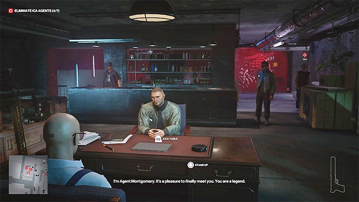 Po rozpoczęciu rozmowy Montgomery od razu zdradzi, że wie, że rozmawia z Agentem 47 - Hitman 3: Agent Montgomery - jak zabić? (The Leader) - Berlin, solucja - Hitman 3 - poradnik, solucja