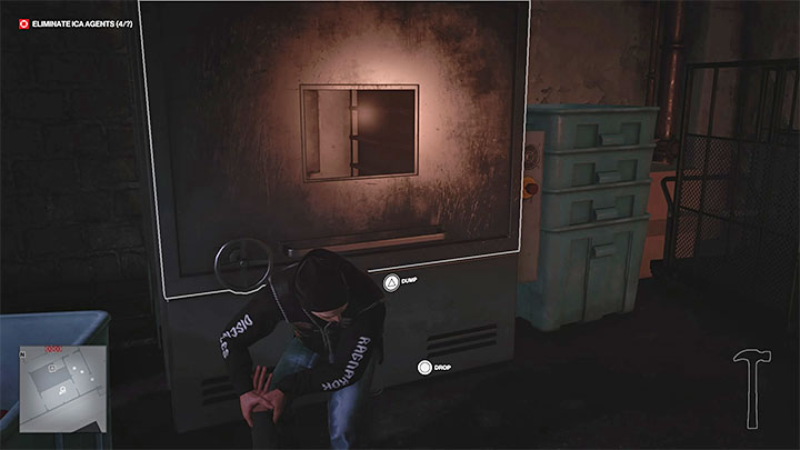 Lowenthala możesz również w ciekawy sposób wyeliminować bez polegania na sabotowaniu obiektów z otoczenia - Hitman 3: Agent Lowenthal - jak zabić? (The Englishman) - Berlin, solucja - Hitman 3 - poradnik, solucja