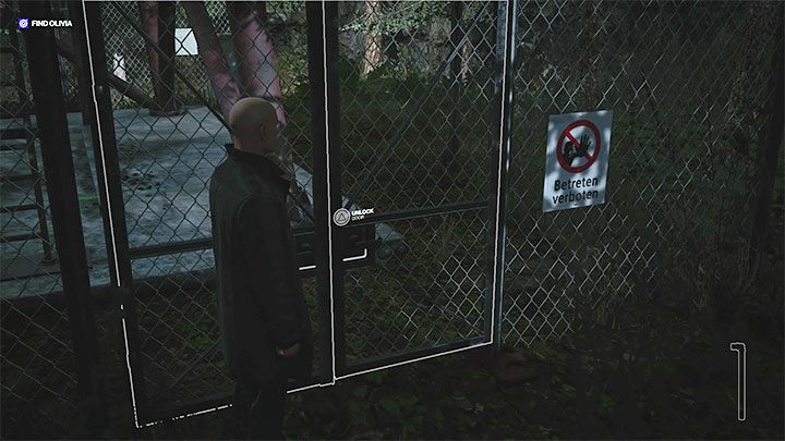 Wokół wieży znajduje się płot i niestety bramka jest zamknięta - Hitman 3: Wieża radiowa - jak odblokować? - Hitman 3 - poradnik, solucja