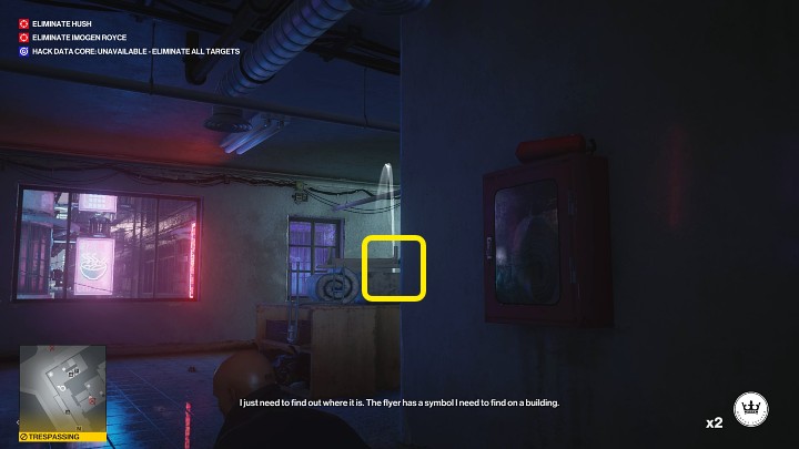 Gdy tylko jeden ze strażników minie Twoją pozycję, natychmiast rzuć drugą monetę w stronę schodów, by odwrócić uwagę drugiego strażnika - Hitman 3: Imogen Royce - jak zabić? Chongqing, Chiny, solucja - Hitman 3 - poradnik, solucja