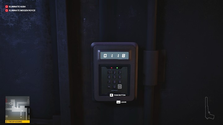 Podejdź do ukrytego przejścia do placówki ICA i wpisz kod 0118, by uzyskać dostęp - Hitman 3: Chongqing - Najlepsze przebrania - Hitman 3 - poradnik, solucja
