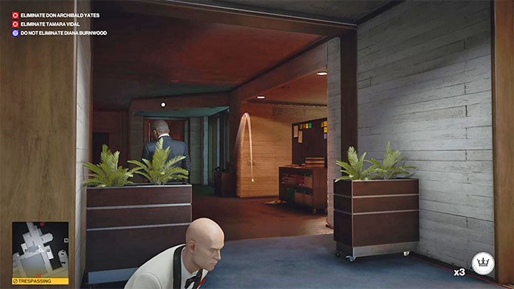 W pokoju ochrony pozostał już tylko jeden strażnik - Hitman 3: Monitoring, Mendoza - gdzie sabotować? - Hitman 3 - poradnik, solucja