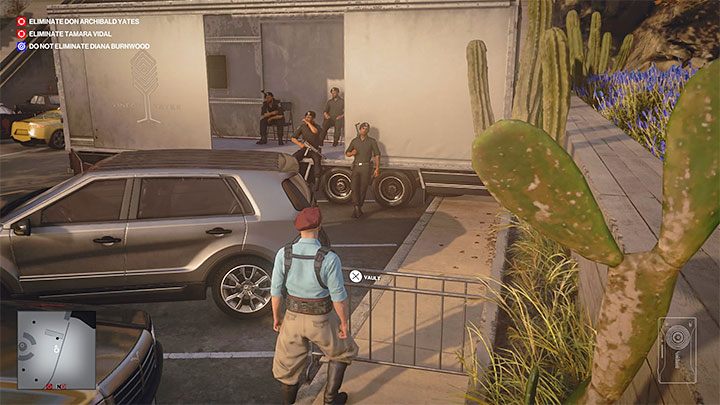 Strój najemnika możesz przede wszystkim odebrać jednemu z najemników przebywających na mapie - Hitman 3: Mendoza - najlepsze przebrania - Hitman 3 - poradnik, solucja
