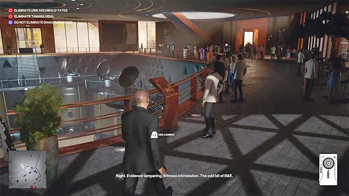 Tabliczka z kodem jest obok recepcji (punkt 34 na mapie) - Hitman 3: Kody QR, Mendoza - gdzie skanować? - Hitman 3 - poradnik, solucja