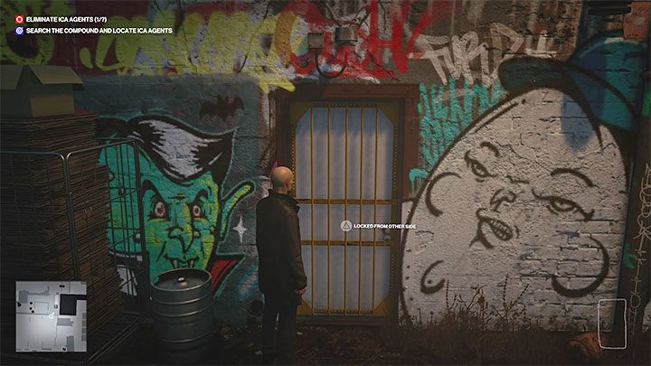 Skrót 1 - Wejście do klubu Holle na parkingu (Shortcut: Entrance Backdoor) - Hitman 3: Apex Predator, Berlin - mapa, informacje o misji - Hitman 3 - poradnik, solucja