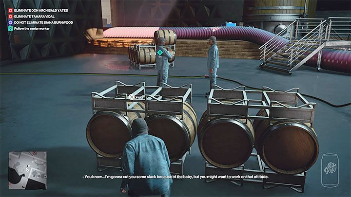 Podsłuchaj kolejną rozmowę na parterze pomieszczenia fermentacji - Hitman 3: Over the Top - Mendoza, solucja, zadania fabularne - Hitman 3 - poradnik, solucja