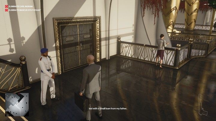 Jak można zauważyć na powyższym obrazku, Agent 47 z walizką w ręce nie wzbudza u strażników jakichkolwiek podejrzeń - Hitman 3: Snajperka - jak zabrać na misję? - Hitman 3 - poradnik, solucja