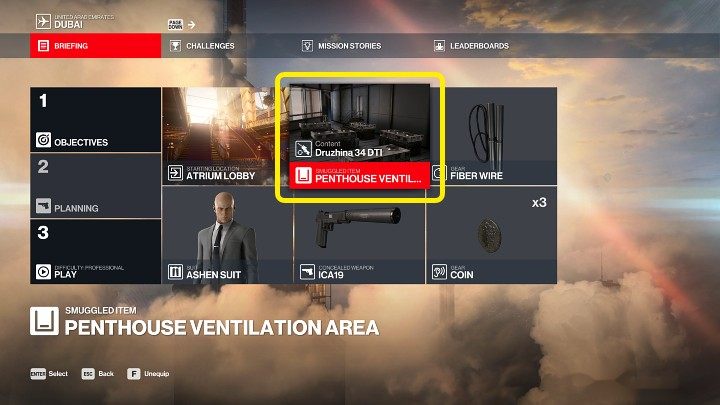 Drugim sposobem na zabranie broni snajperskiej na misję jest skorzystanie ze skrytek (Hidden Stash), które można odblokować poprzez zdobycie odpowiedniego poziomu mistrzostwa danej mapy - Hitman 3: Snajperka - jak zabrać na misję? - Hitman 3 - poradnik, solucja