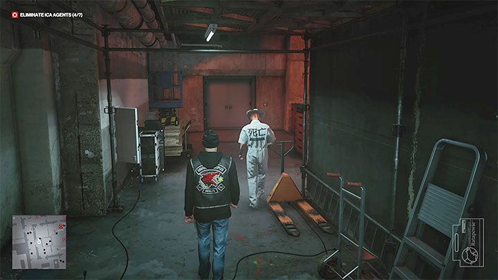 Lepszy jest wariant 1 z opisanych powyżej, bo otruty DJ zacznie oddalać się od pozostałych osób i łatwo go można pozbyć się na osobności - Hitman 3: Agent Banner - jak zabić? (The Wall) - Berlin, solucja, opis przejścia - Hitman 3 - poradnik, solucja