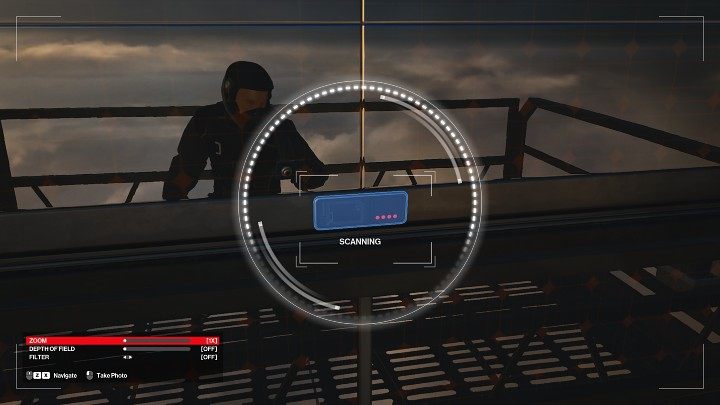 Aparat (Camera), w który został wyposażony Agent 47 w grze Hitman 3 to niezwykle przydatne narzędzie szpiegowskie - Hitman 3: Aparat/Camera - nowy gadżet, tryb fotograficzny - Hitman 3 - poradnik, solucja
