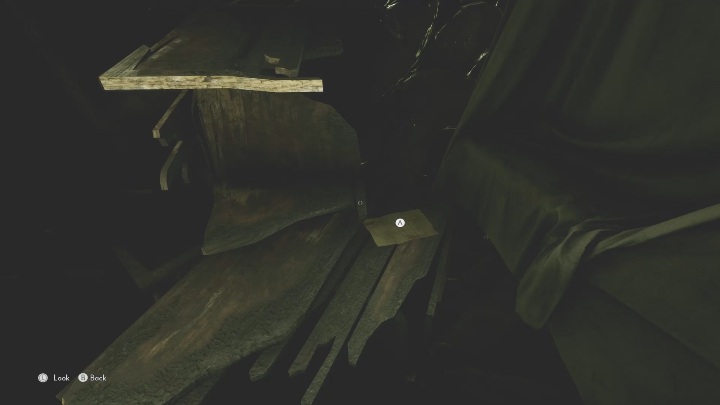 Kolejny jest list, ten znajdziesz po lewej stronie, na połamanej drewnianej szafce - The Medium: Dom Richarda - solucja, opis przejścia - The Medium - poradnik do gry