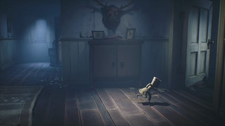 Pobiegnij z Six na górę - Little Nightmares 2: Domek w lesie - solucja, opis przejścia - Little Nightmares 2 - poradnik do gry