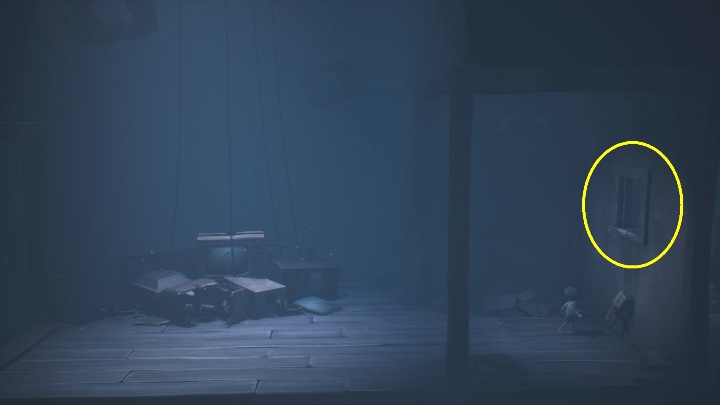 Miniesz stertę zniszczonych telewizorów - Little Nightmares 2: Droga do domu dziecka - solucja, opis przejścia - Little Nightmares 2 - poradnik do gry